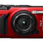 Olympus OM System TG-7 Zor Koşullara Dayanıklı Kompakt Fotoğraf Makinesi 4x Zoom F2.0 Kırmızı